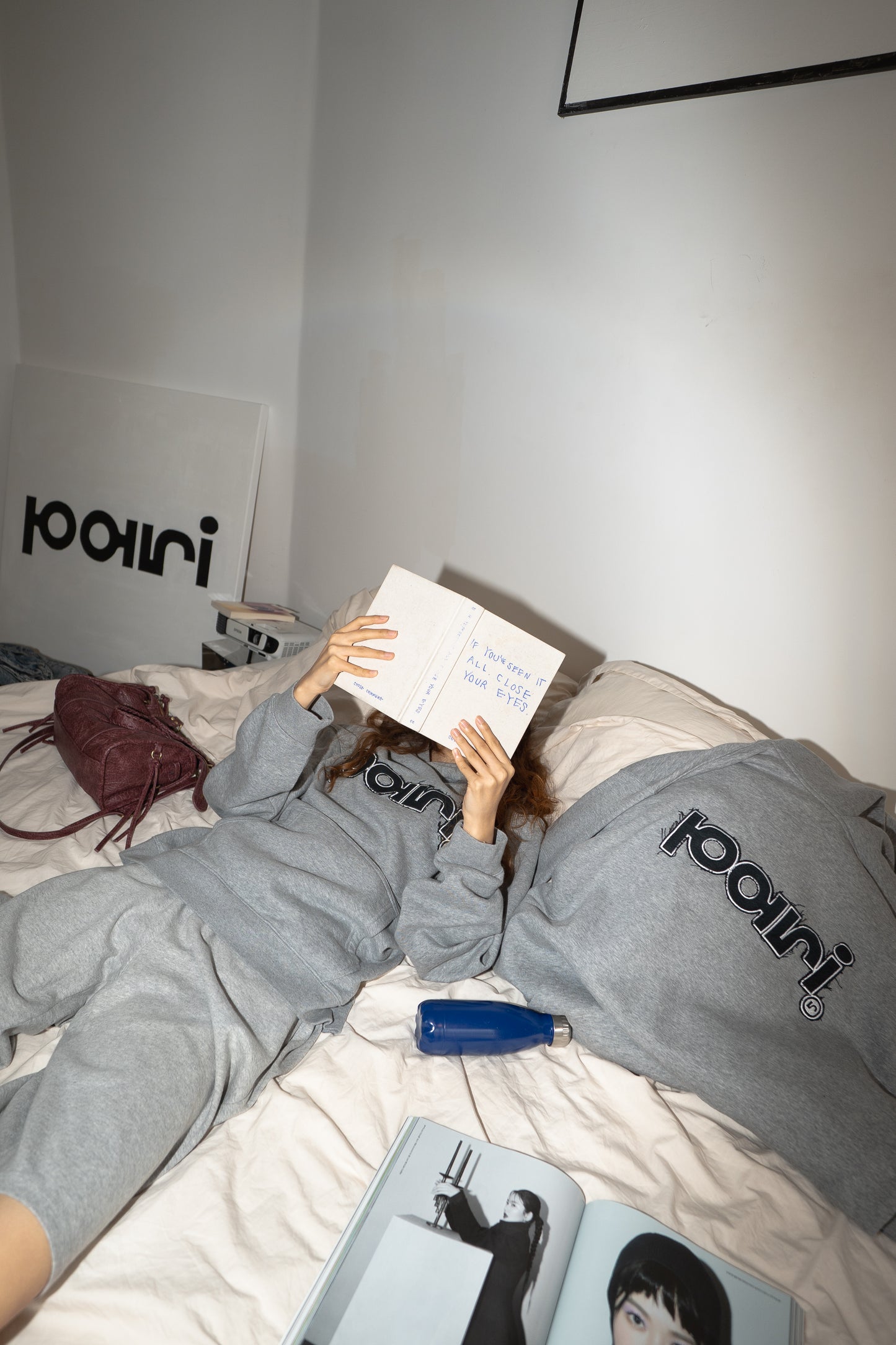 TEASER HOODIE "PARI" (티저 후디)