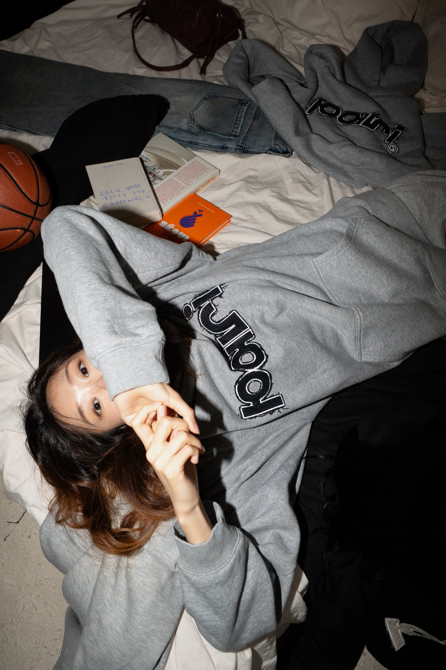 TEASER HOODIE "PARI" (티저 후디)