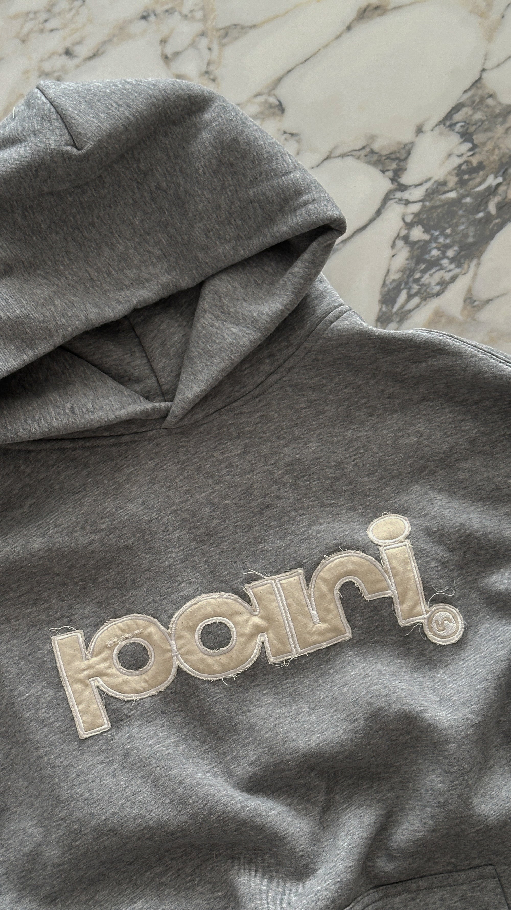 GREY & CREAM HOODIE "PARI"