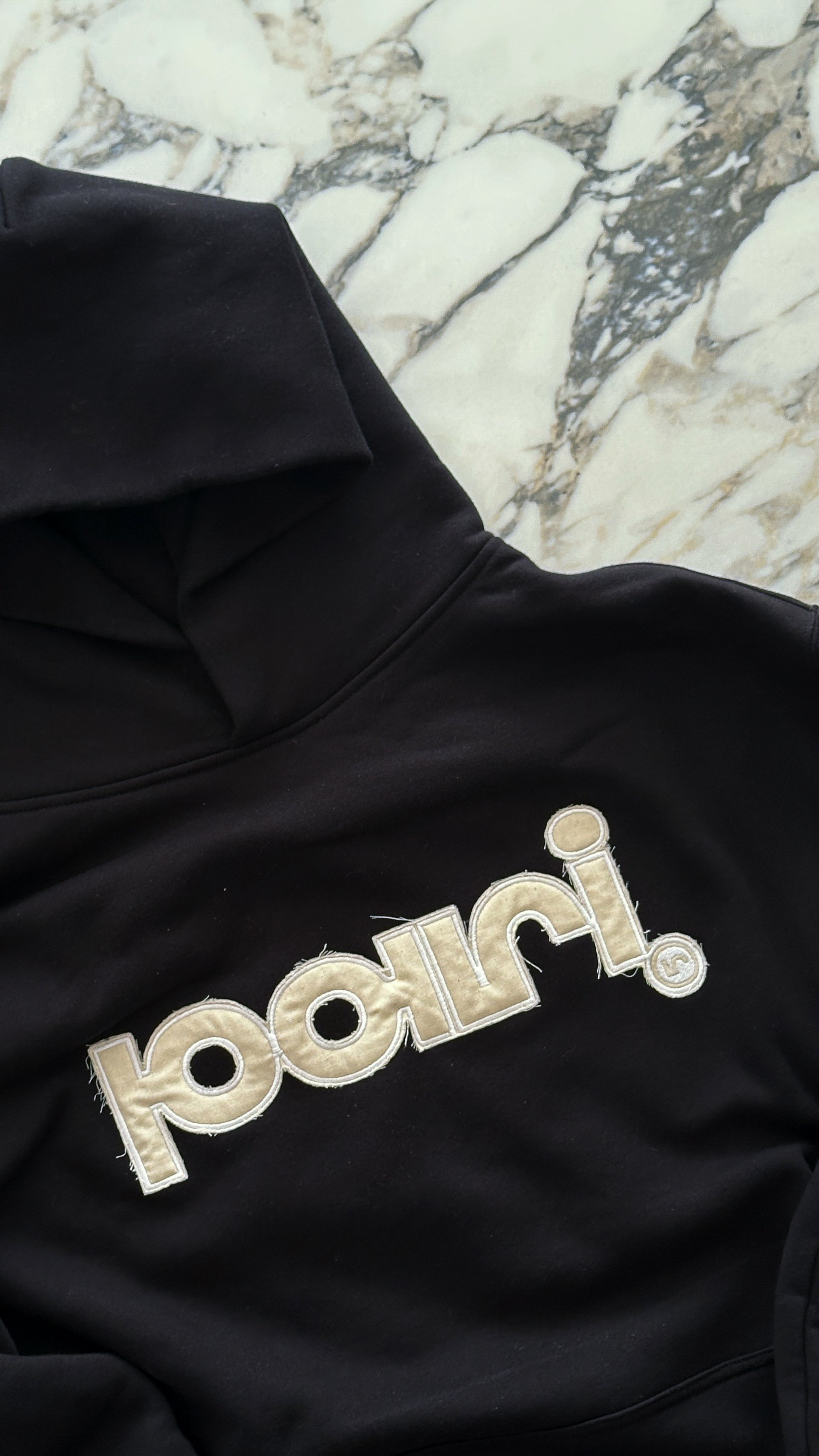 BLACK & CREAM HOODIE "PARI"